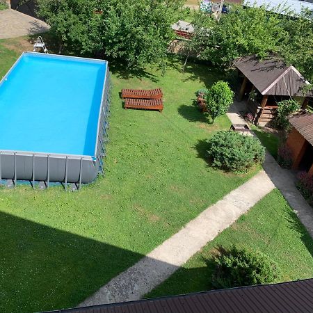 Apartamento Затишок В Карпатах 1 Slavske Exterior foto