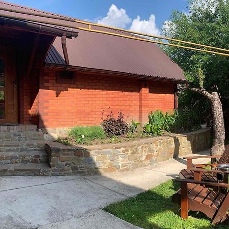 Apartamento Затишок В Карпатах 1 Slavske Exterior foto